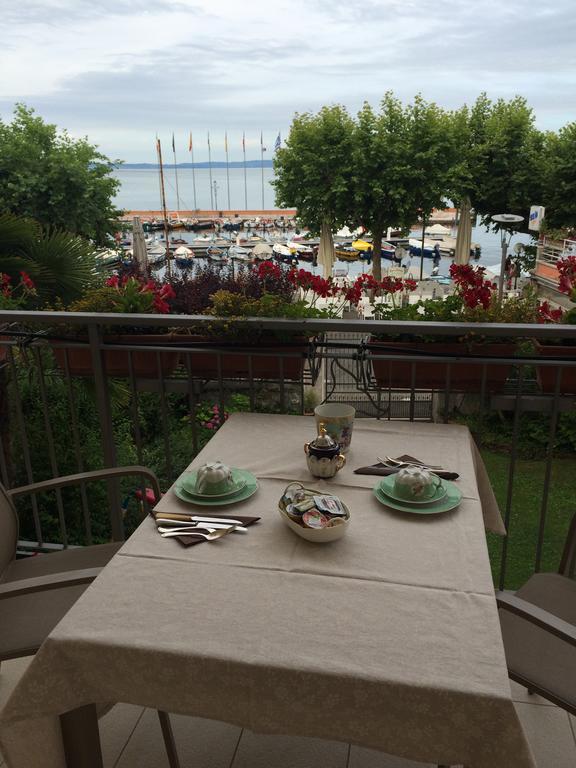 B&B Villa Dall'Agnola การ์ดา ภายนอก รูปภาพ