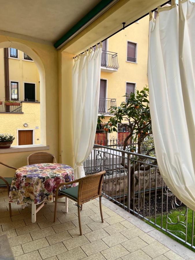 B&B Villa Dall'Agnola การ์ดา ภายนอก รูปภาพ